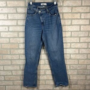 Abercrombie & Fitch Ultra High 90s Straight Jean- Size 26